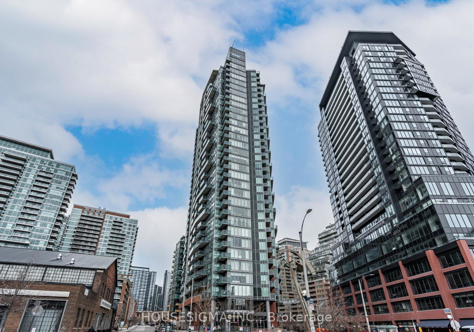 150-east-liberty-street-n-toronto-ontario-c13147540