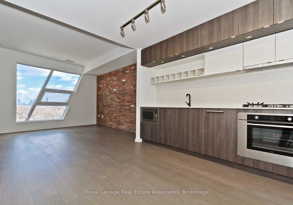 138-st-helens-avenue-toronto-ontario-c13147670