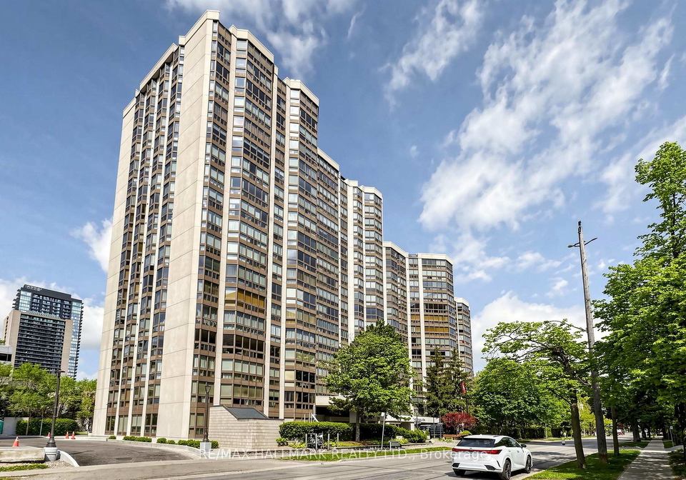 10-kenneth-avenue-north-york-ontario-c13148088
