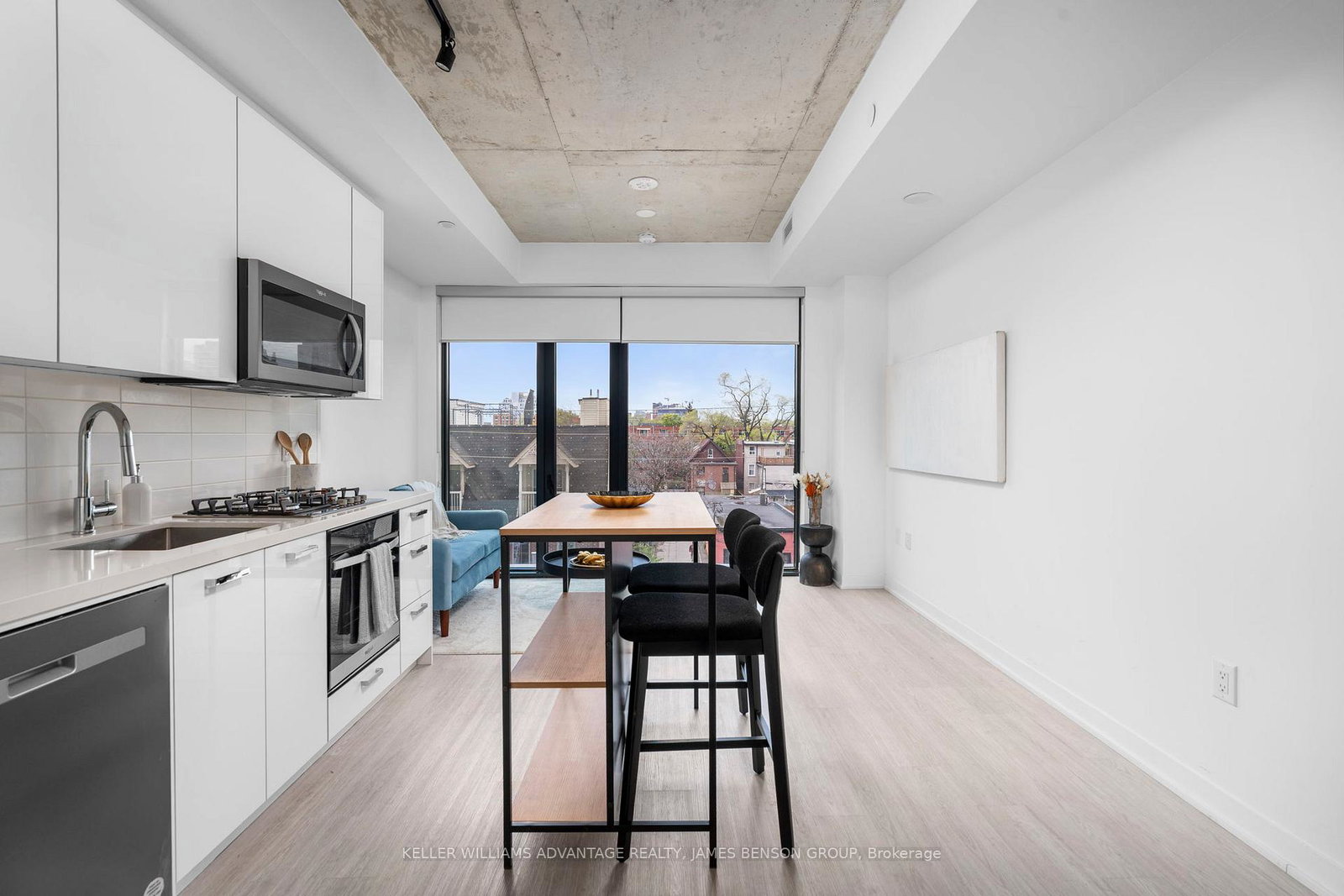 195-mccaul-street-toronto-ontario-c13148404