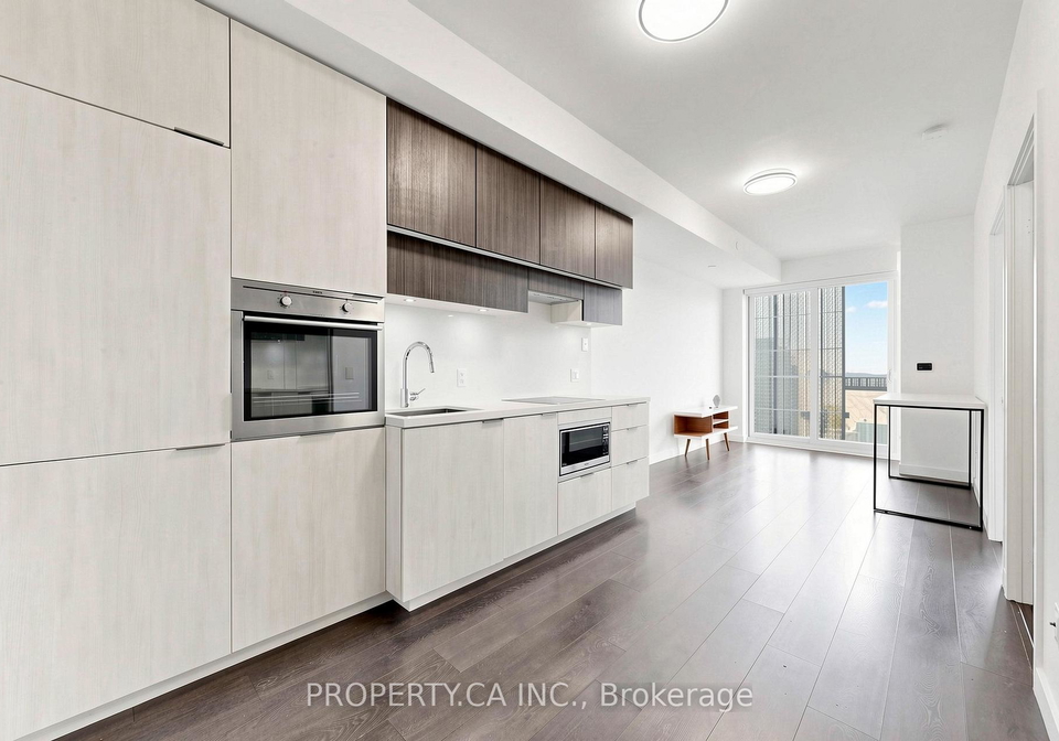 8-eglinton-avenue-e-toronto-ontario-c13148418