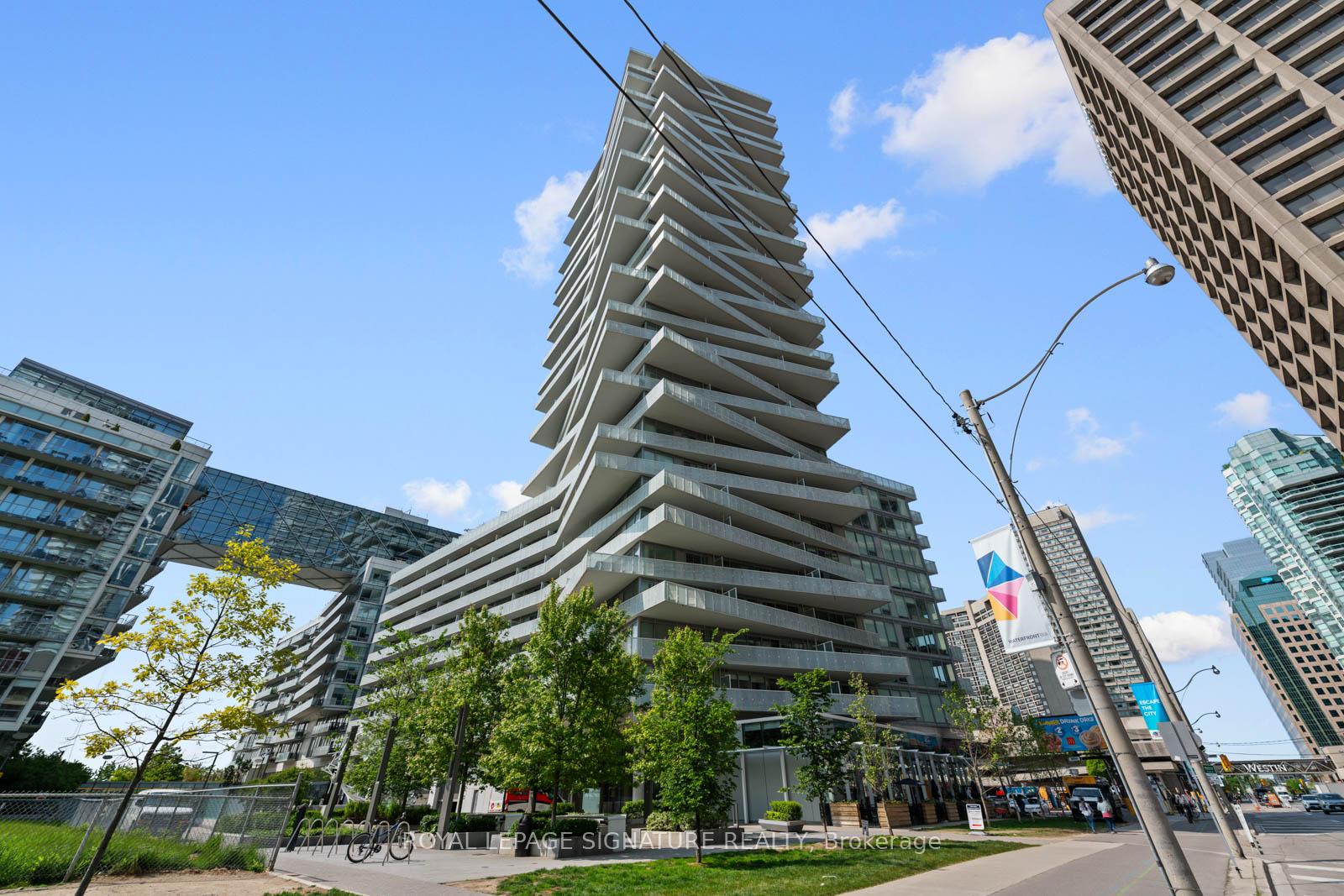 15-queens-quay-e-toronto-ontario-c13148552