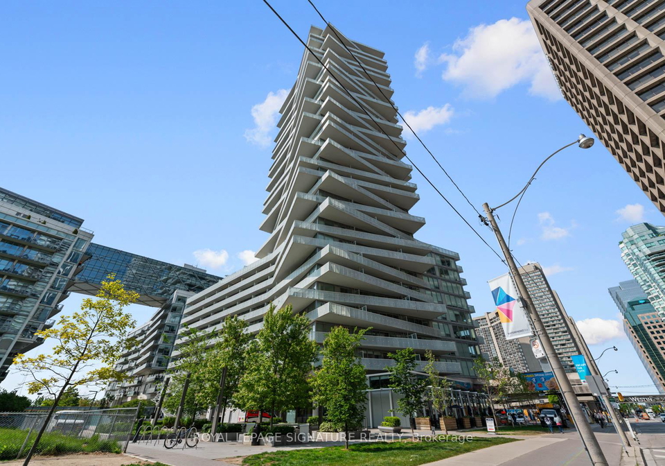15-queens-quay-e-toronto-ontario-c13148552