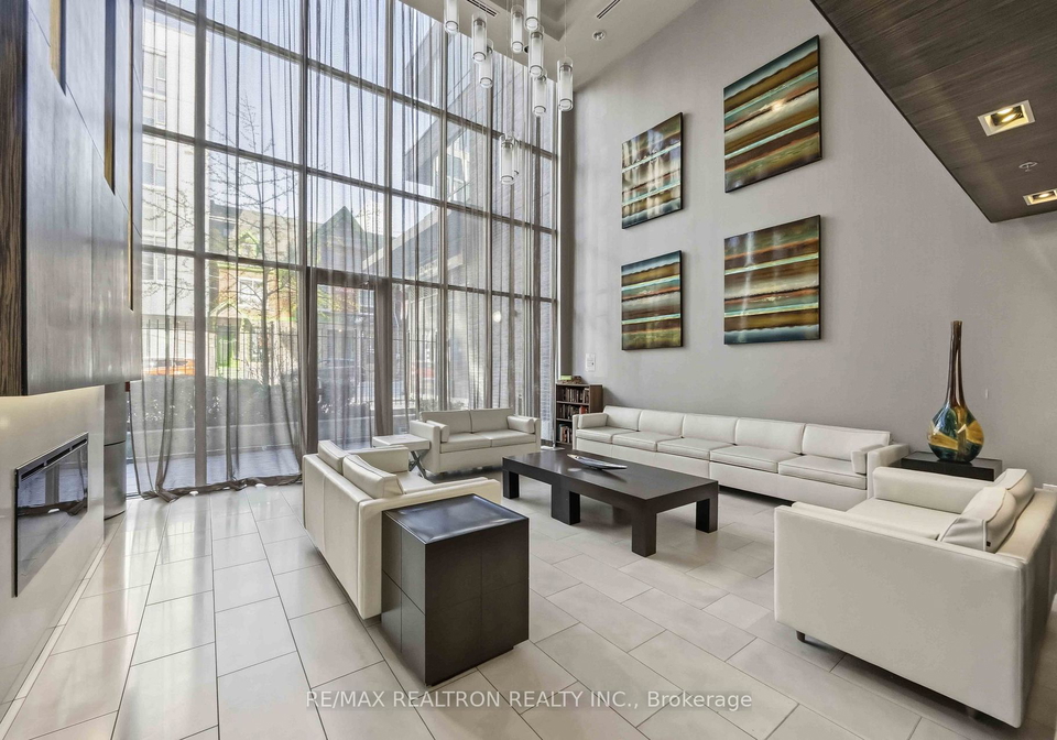 320-richmond-street-e-toronto-ontario-c13148656