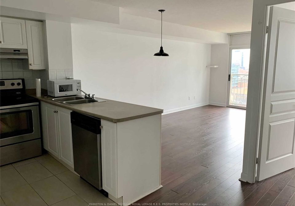 323-richmond-street-e-toronto-ontario-c13148806