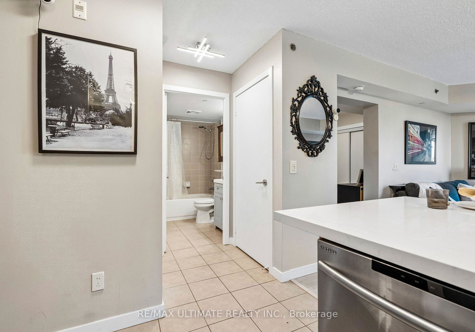 35-saranac-boulevard-toronto-ontario-c13148816