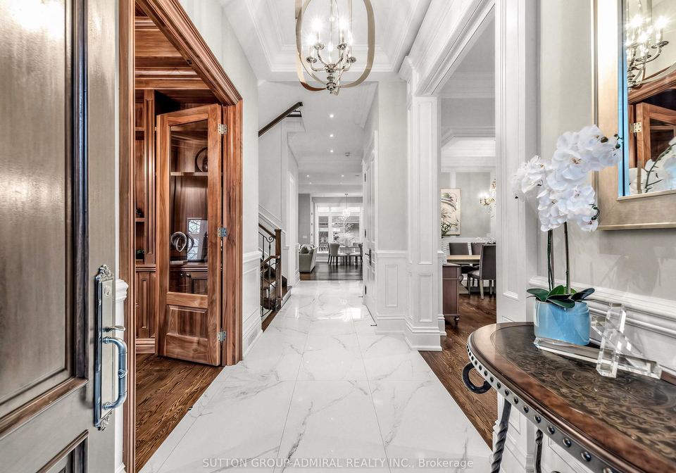 5-lloydminster-crescent-north-york-ontario-c13148838