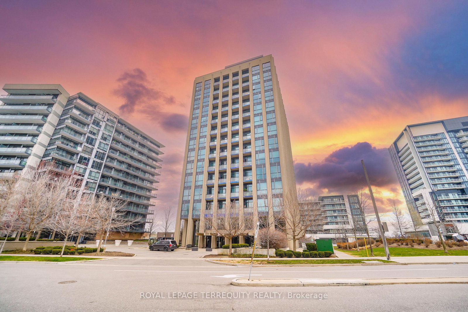 75-the-donway-w-north-york-ontario-c13149158