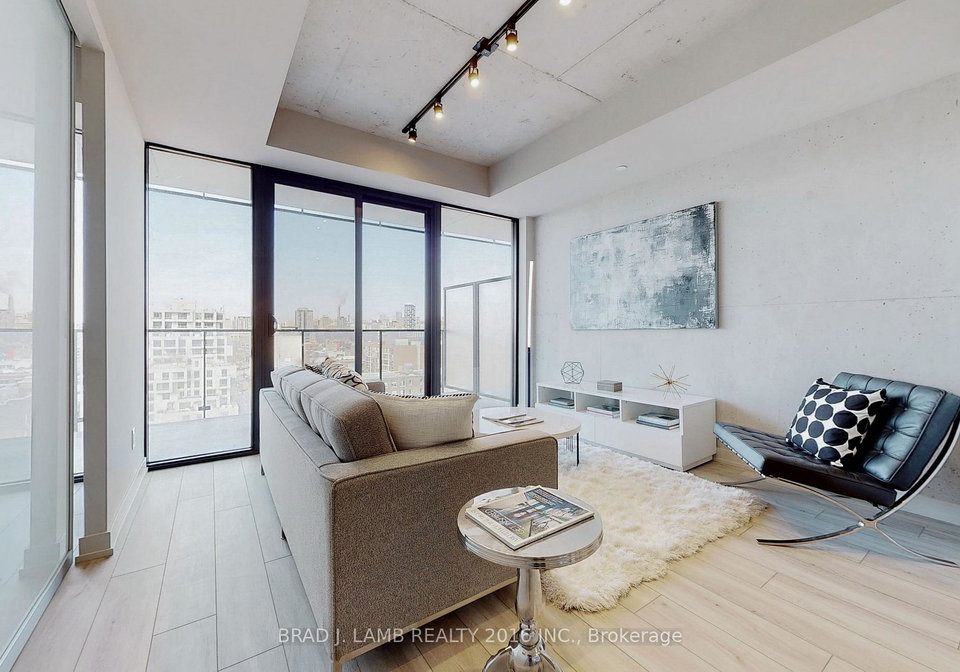 458-richmond-street-w-toronto-ontario-c13149320
