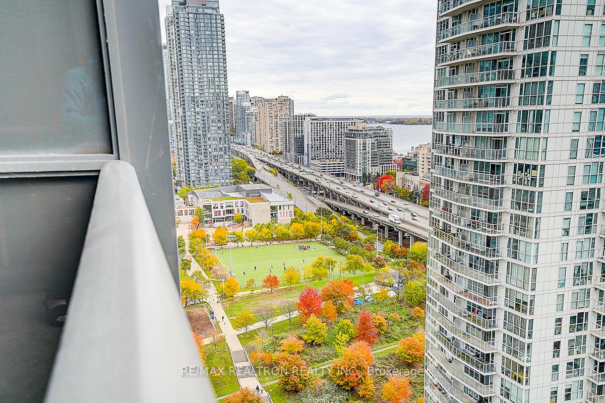 85-queens-wharf-road-toronto-ontario-c13149362