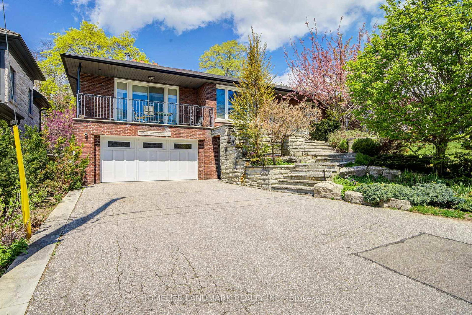 102-stratford-crescent-north-york-ontario-c13149578