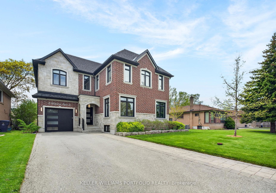 9-baintree-east-street-toronto-ontario-c13149662