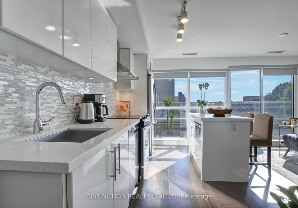 58-orchard-view-boulevard-toronto-ontario-c13149672