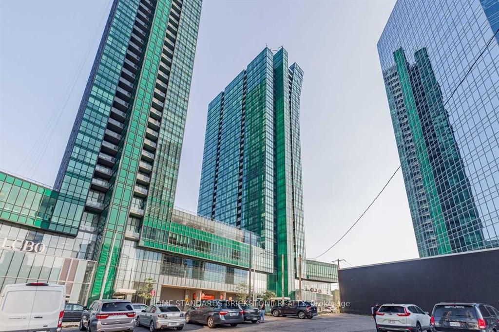 11-bogert-avenue-toronto-ontario-c13149872