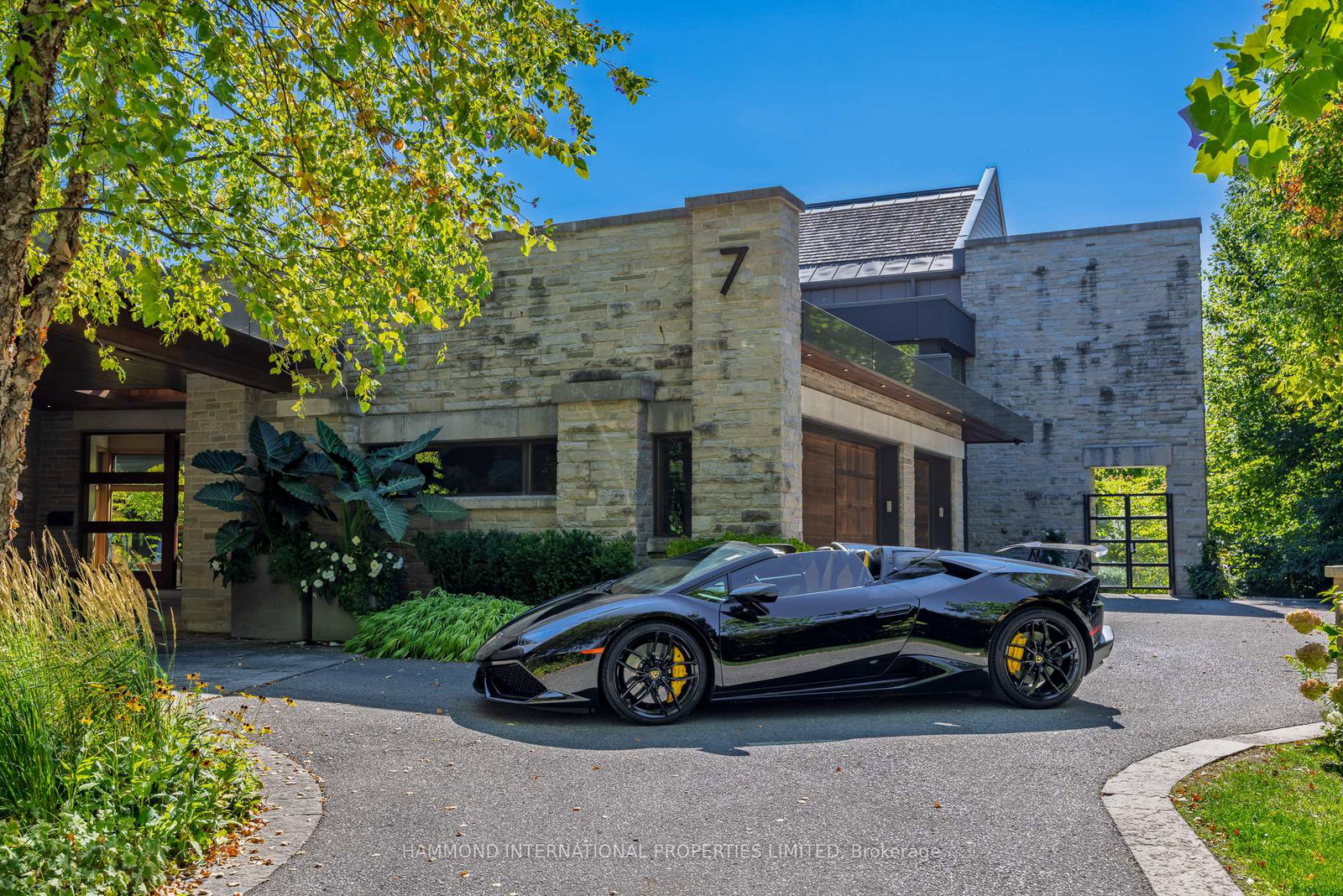 7-oxbow-road-north-york-ontario-c13149946
