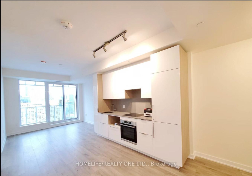 28-freeland-street-toronto-ontario-c13149958