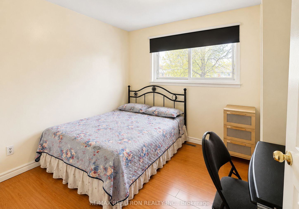 7-fontainbleau-drive-toronto-ontario-c13150006