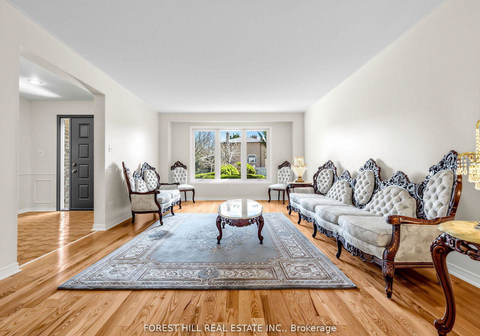 32-saddletree-drive-north-york-ontario-c13150128