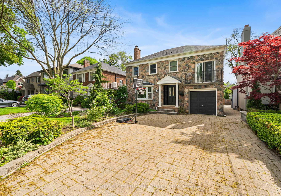 27-southlea-avenue-east-york-ontario-c13150254