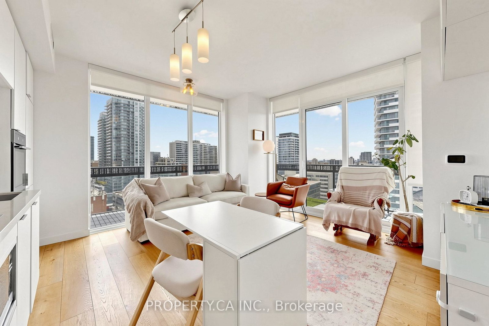 8-eglinton-avenue-e-toronto-ontario-c13150300