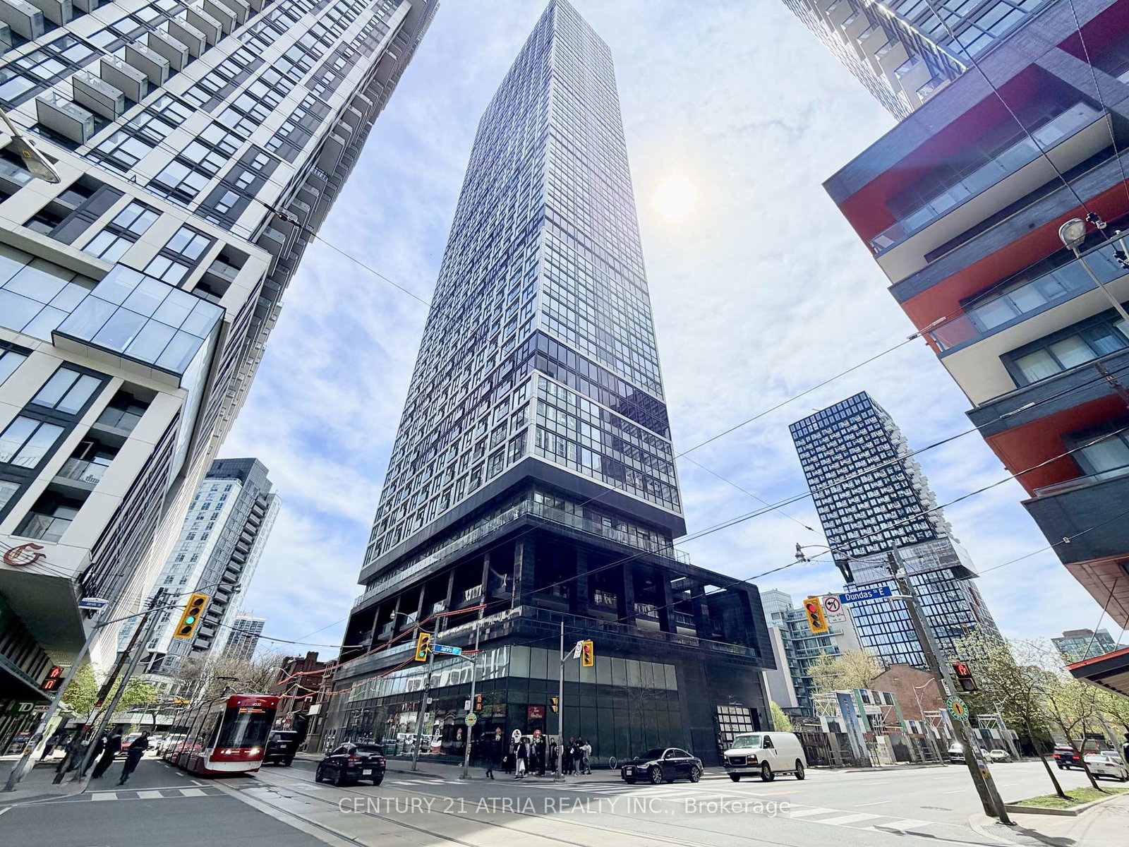 181-dundas-street-e-toronto-ontario-c13150460