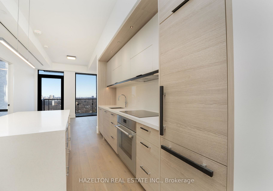 215-lonsdale-route-toronto-ontario-c13150512