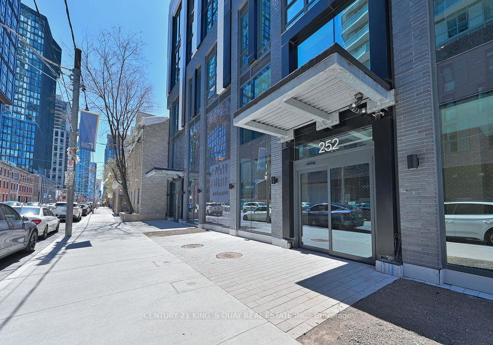 252-church-street-toronto-ontario-c13151052