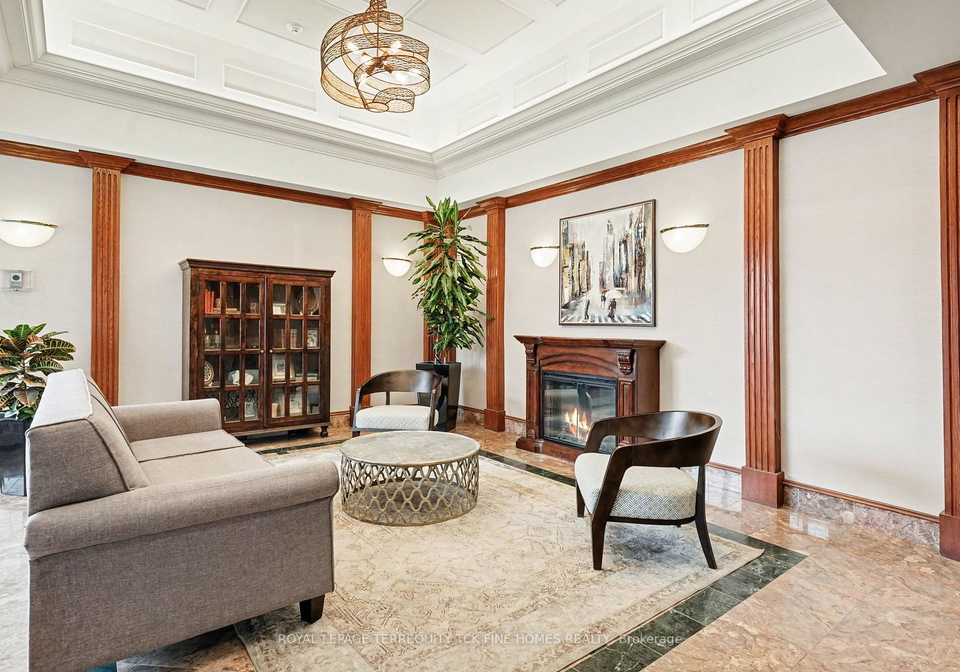 398-eglinton-avenue-e-toronto-ontario-c13151278