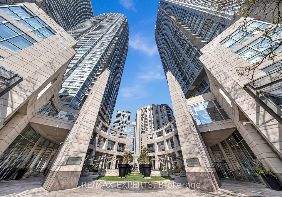 2191-yonge-street-toronto-ontario-c13151310