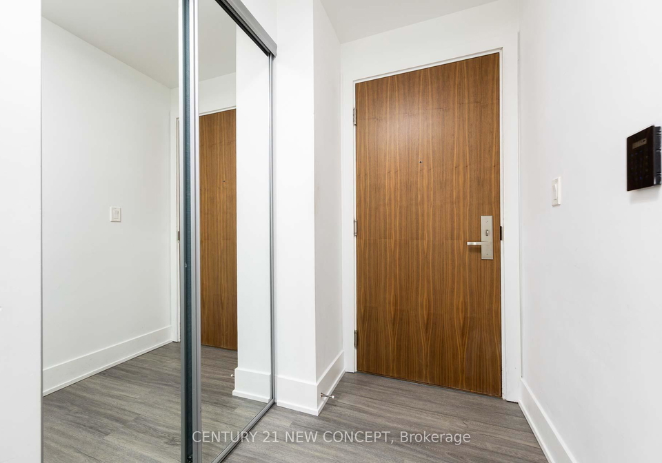 200-bloor-street-w-toronto-ontario-c13151404