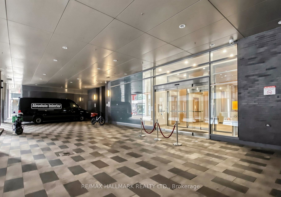 295-adelaide-street-w-toronto-ontario-c13151448