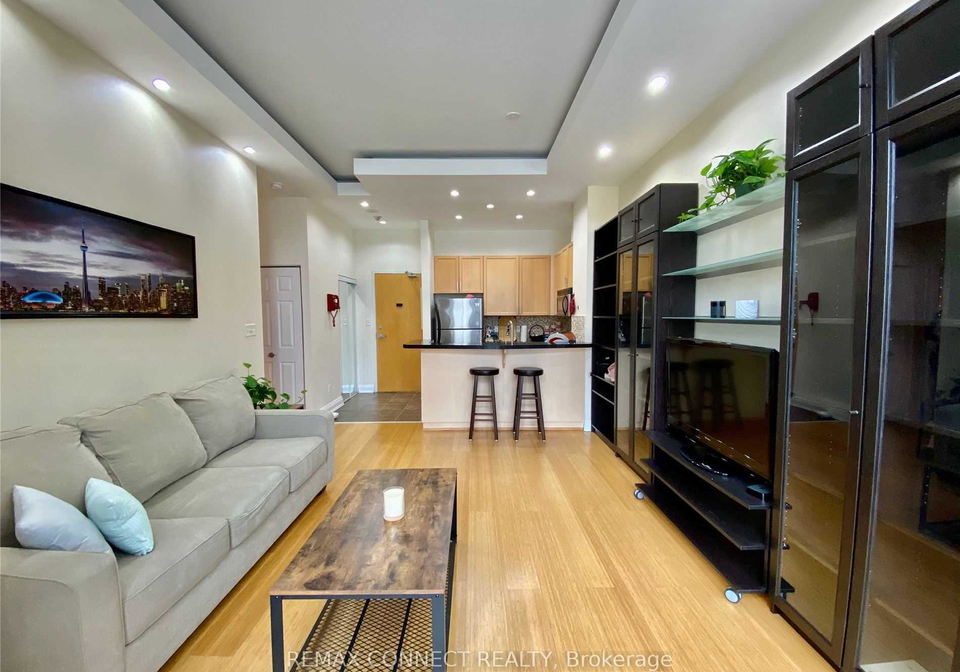 8-wellesley-street-e-toronto-ontario-c13152418