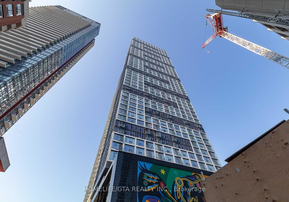 181-dundas-street-e-toronto-ontario-c13152424