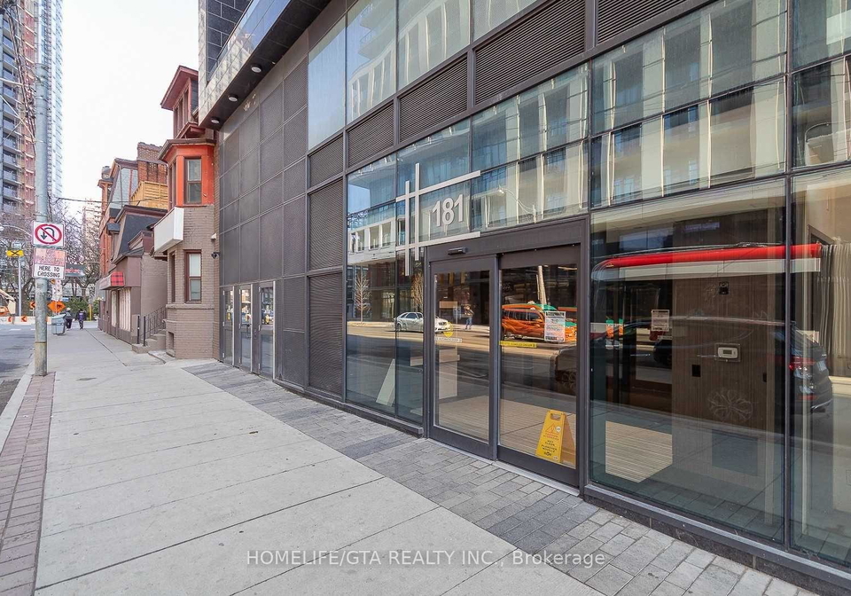 181-dundas-street-e-toronto-ontario-c13152424