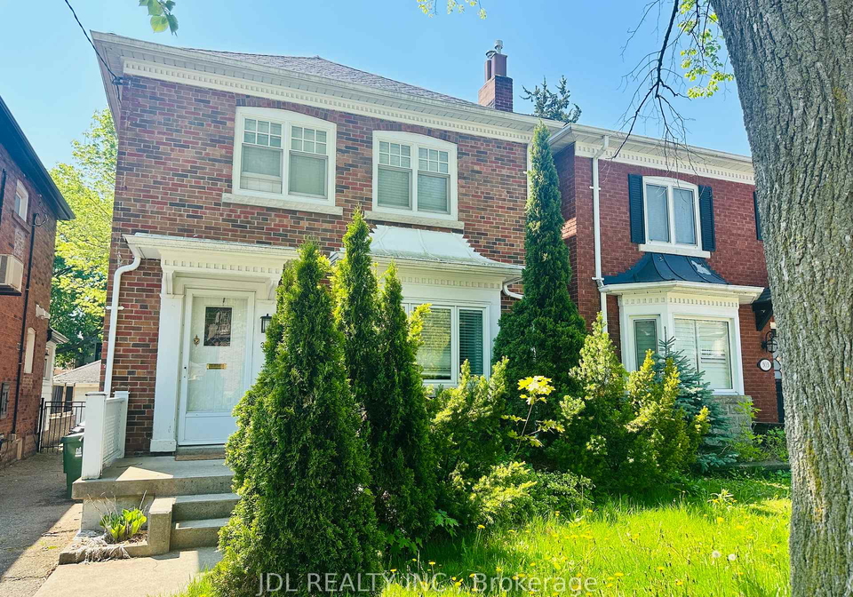 301-old-orchard-grove-toronto-ontario-c13152442