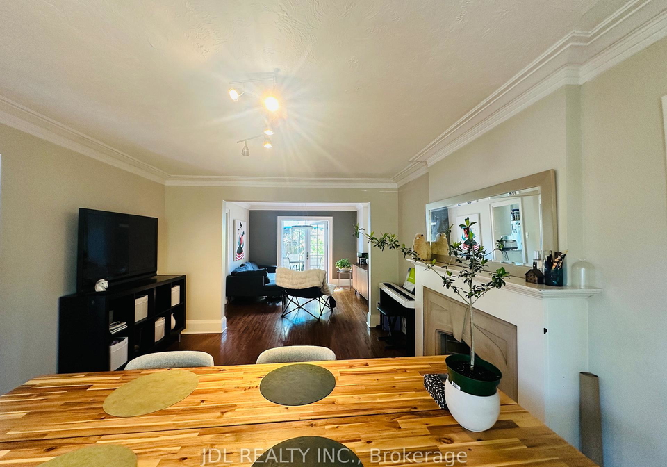 301-old-orchard-grove-toronto-ontario-c13152442