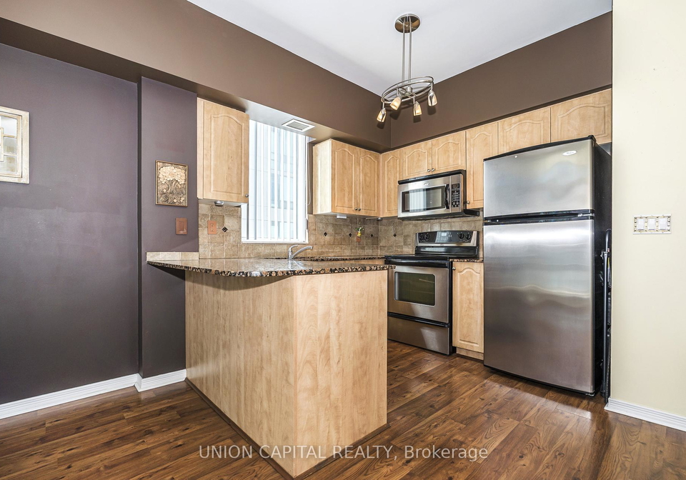 509-beecroft-road-toronto-ontario-c13152540