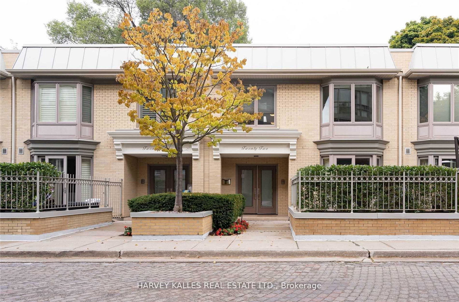 22-lower-village-gate-toronto-ontario-c13152688