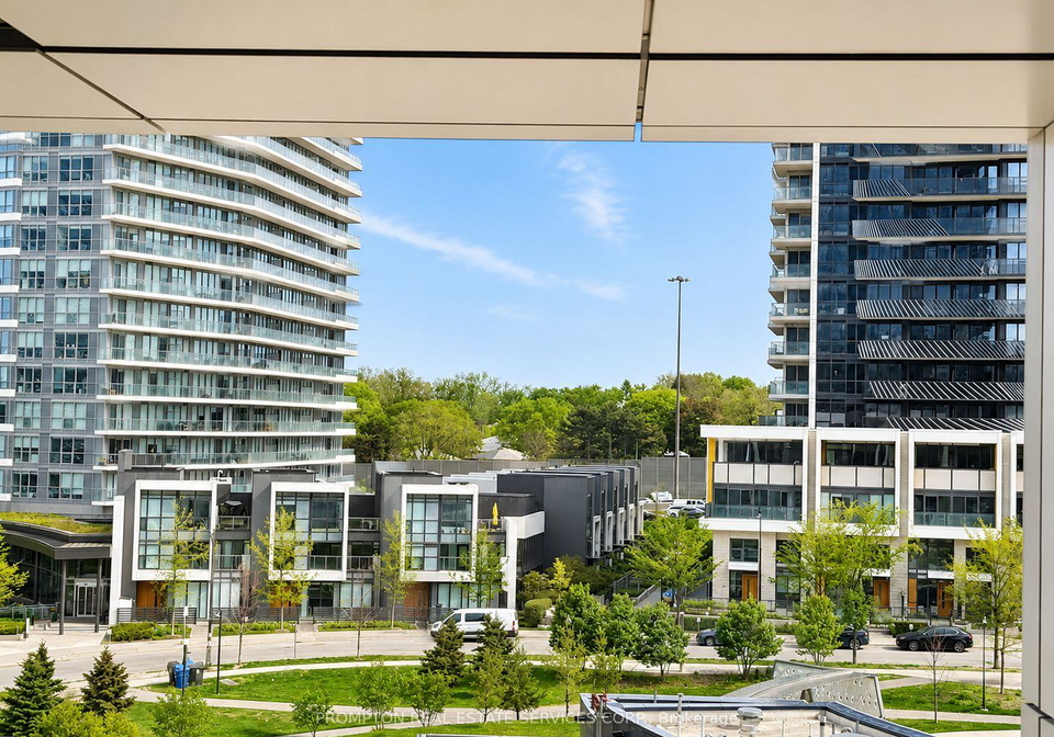 68-esther-shiner-boulevard-north-york-ontario-c13152738