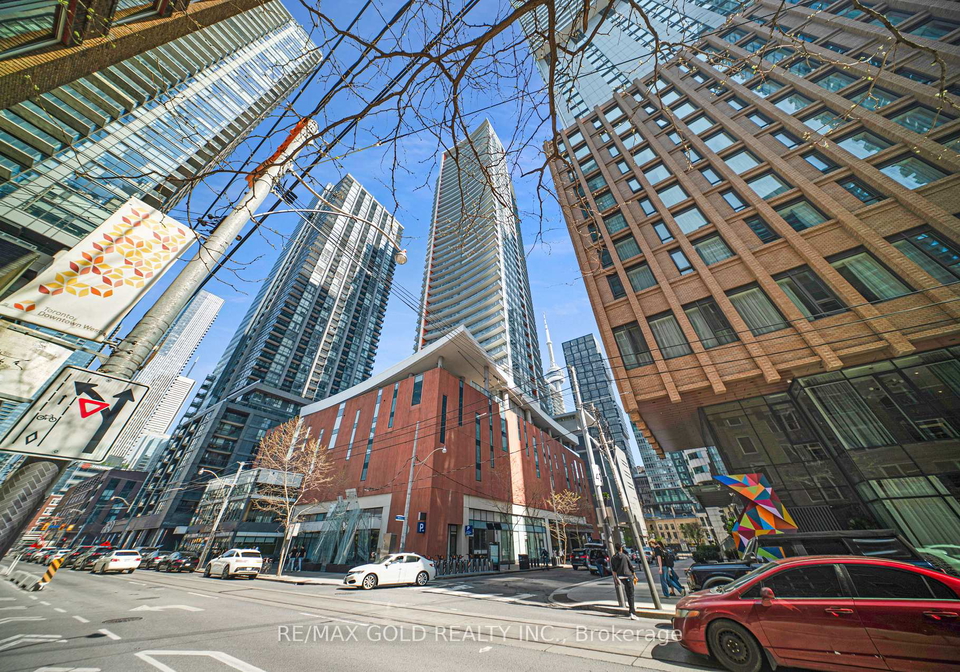 21-widmer-street-toronto-ontario-c13152942