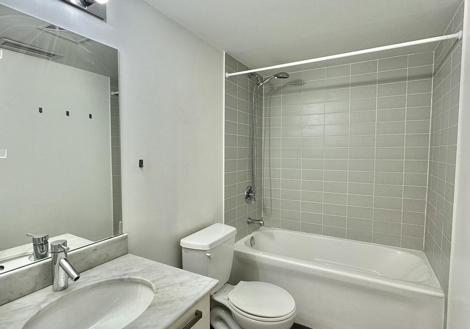 68-abell-street-toronto-ontario-c13153040