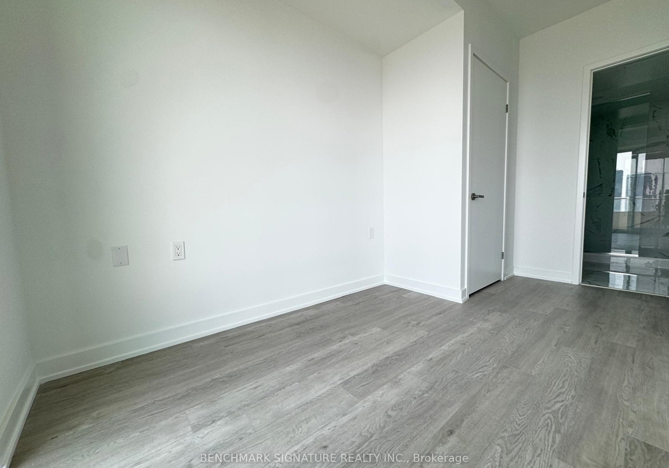 88-queen-street-e-toronto-ontario-c13153044