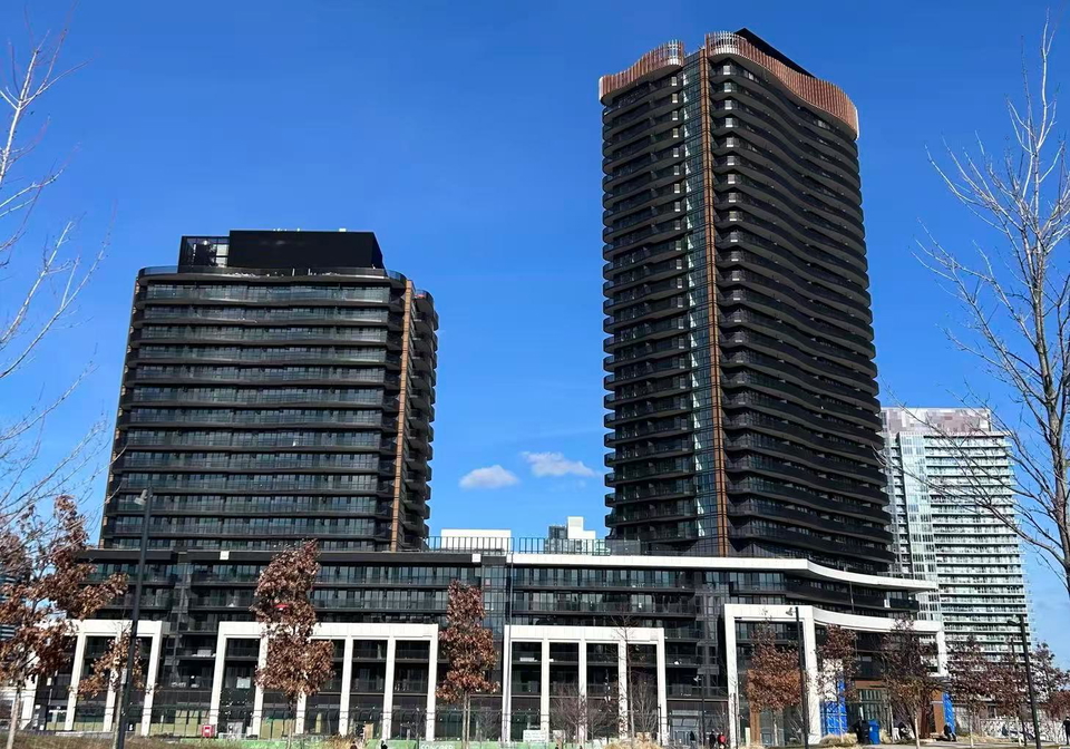 18-esther-shiner-boulevard-north-york-ontario-c13153050