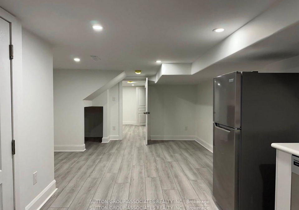 1208-college-street-toronto-ontario-c13153054