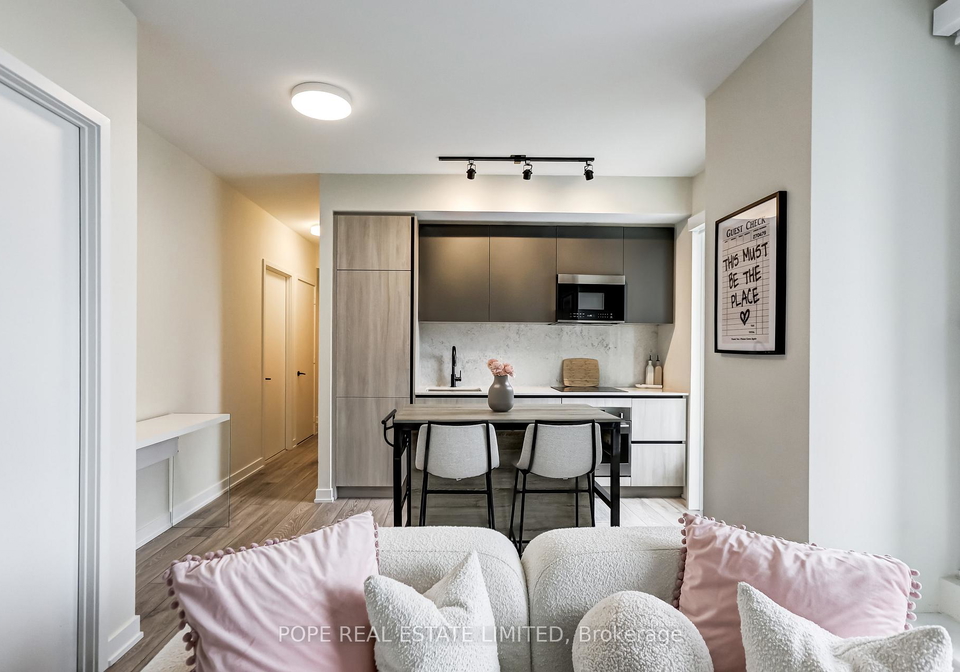 108-peter-street-toronto-ontario-c13153082