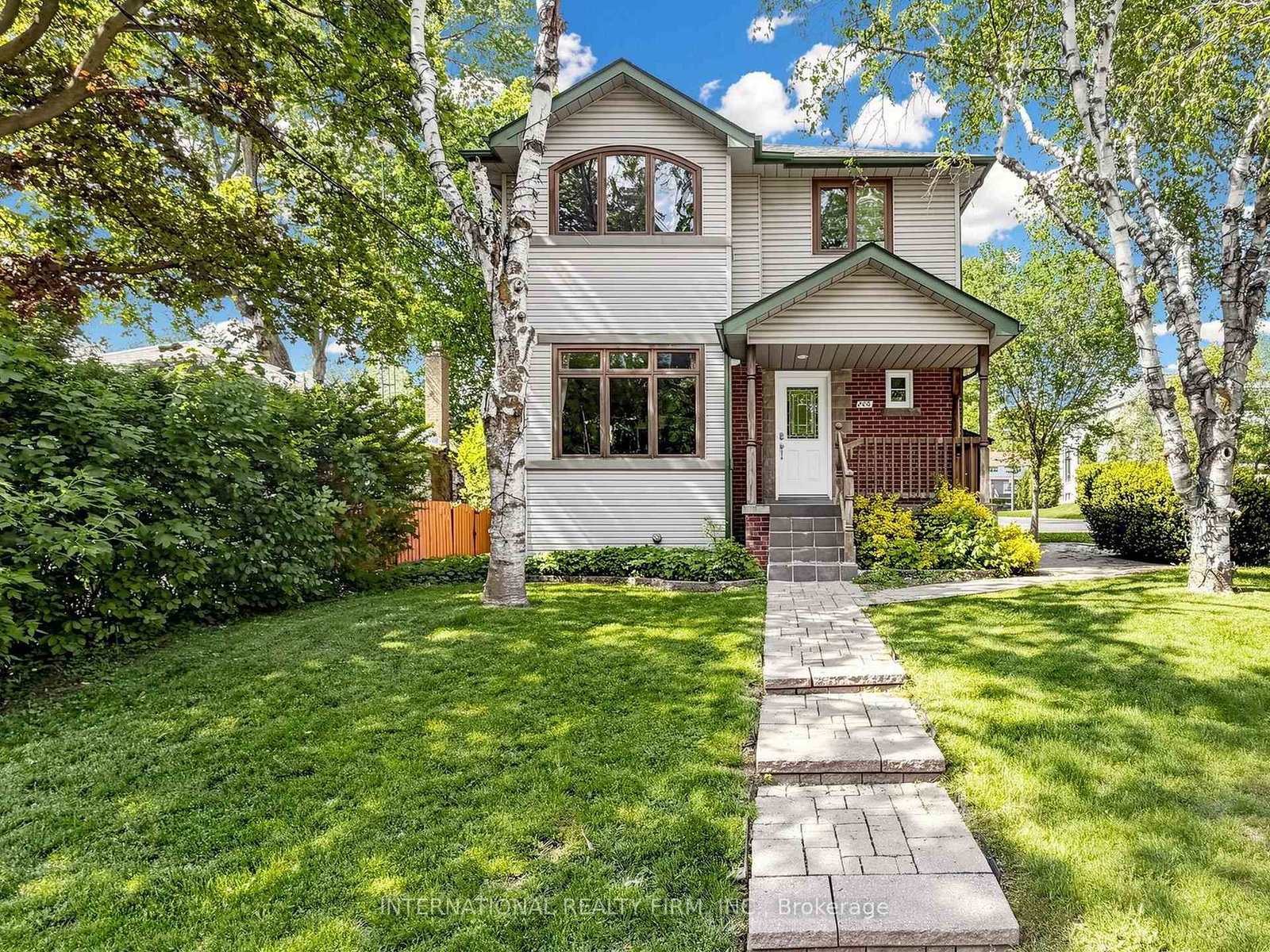 200-burndale-avenue-toronto-ontario-c13153164