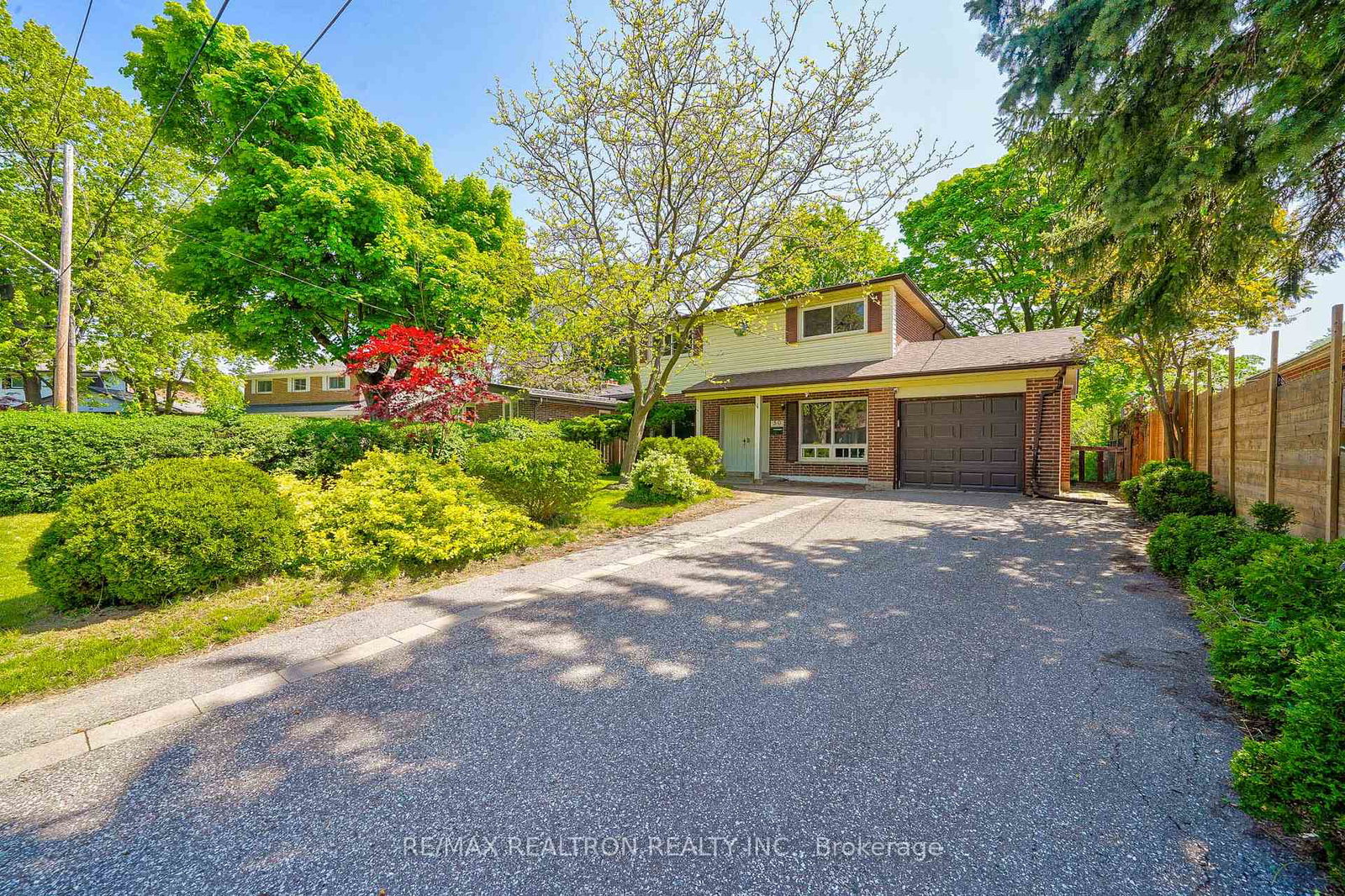 50-axsmith-crescent-north-york-ontario-c13153202