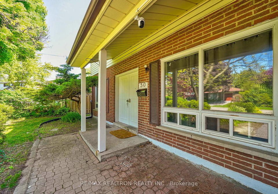 50-axsmith-crescent-north-york-ontario-c13153202