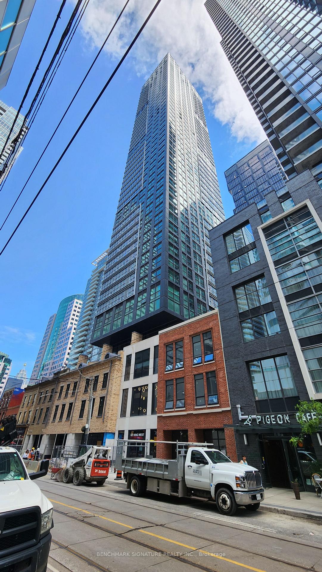 327-king-street-w-toronto-ontario-c13153250