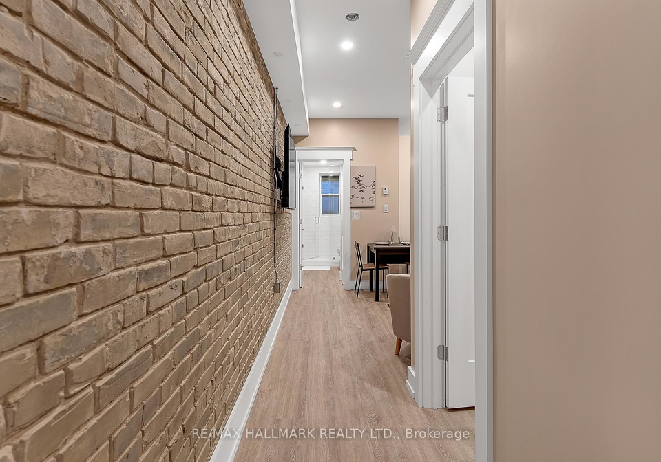216-seaton-street-toronto-ontario-c13153296